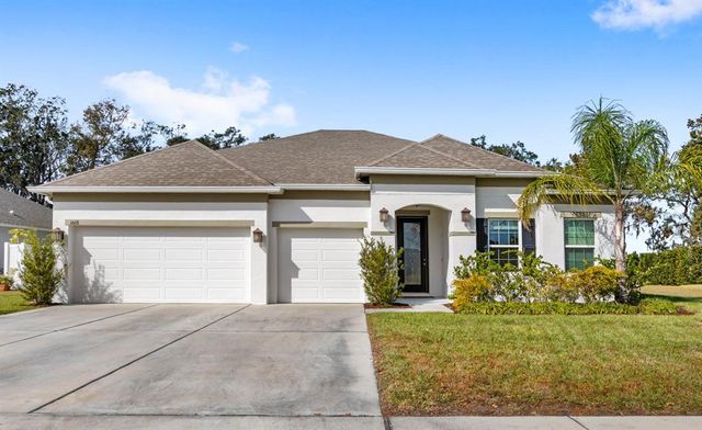 $699,000 | 1668 Marsh Pointe Drive | Groveland