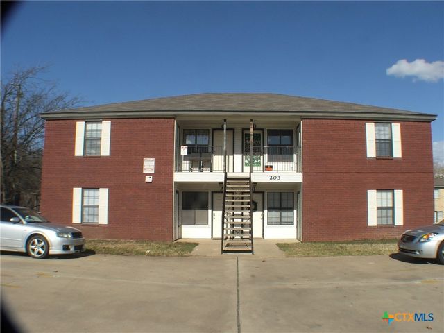 $435,000 | 203 West Mary Jane Drive | Killeen