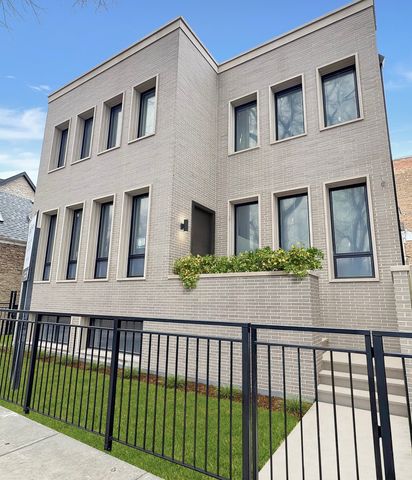 $3,850,000 | 2036 West Dickens Avenue | Bucktown