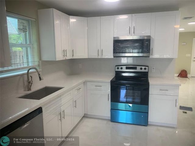 $3,100 | 5434 Southwest 44th Terrace | Dania Beach