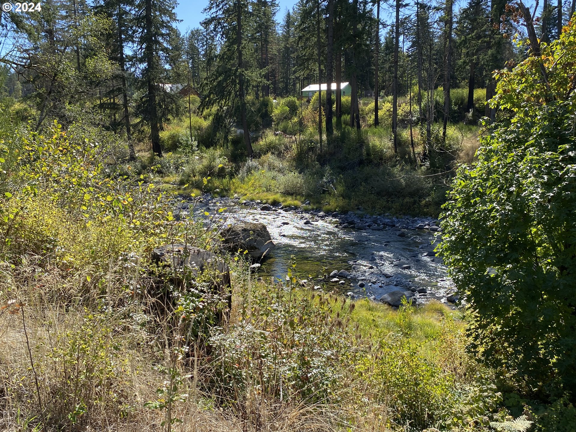 a view of a lake view with houses