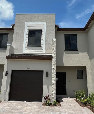 $3,150 | 20916 Northeast 8th Avenue | Windward