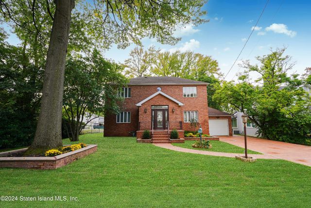 $1,250,000 | 6 Sherwood Place | Great Kills