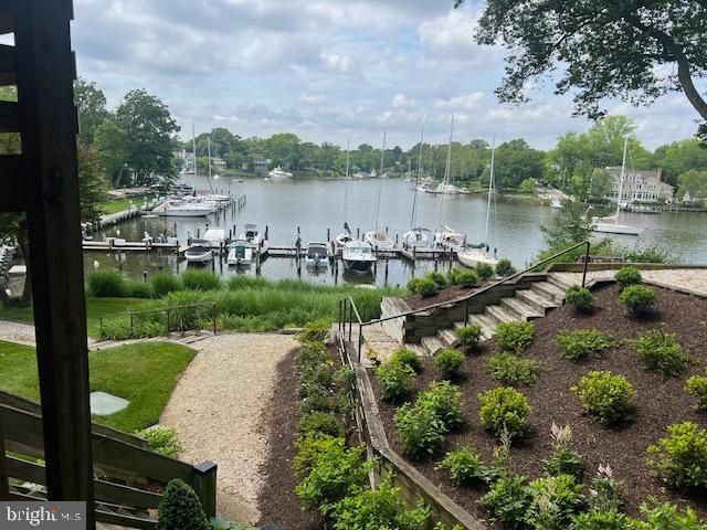 $690,000 | 5 President Point Drive, Unit A1 | Annapolis