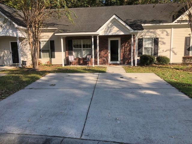 $252,000 | 122 Stewart Place | Summerville