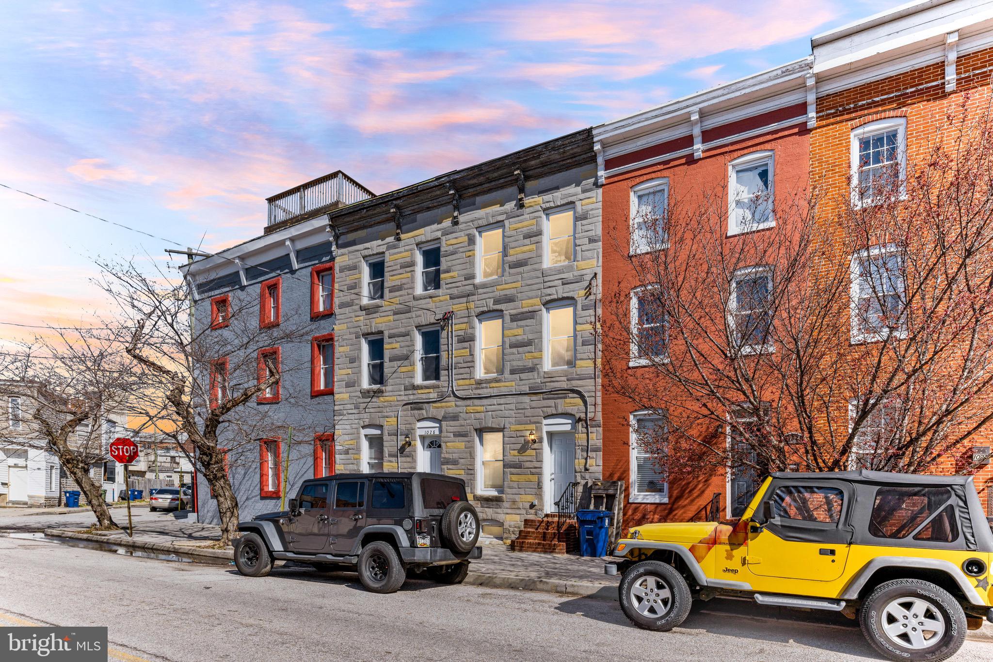 a car parked in front of a building