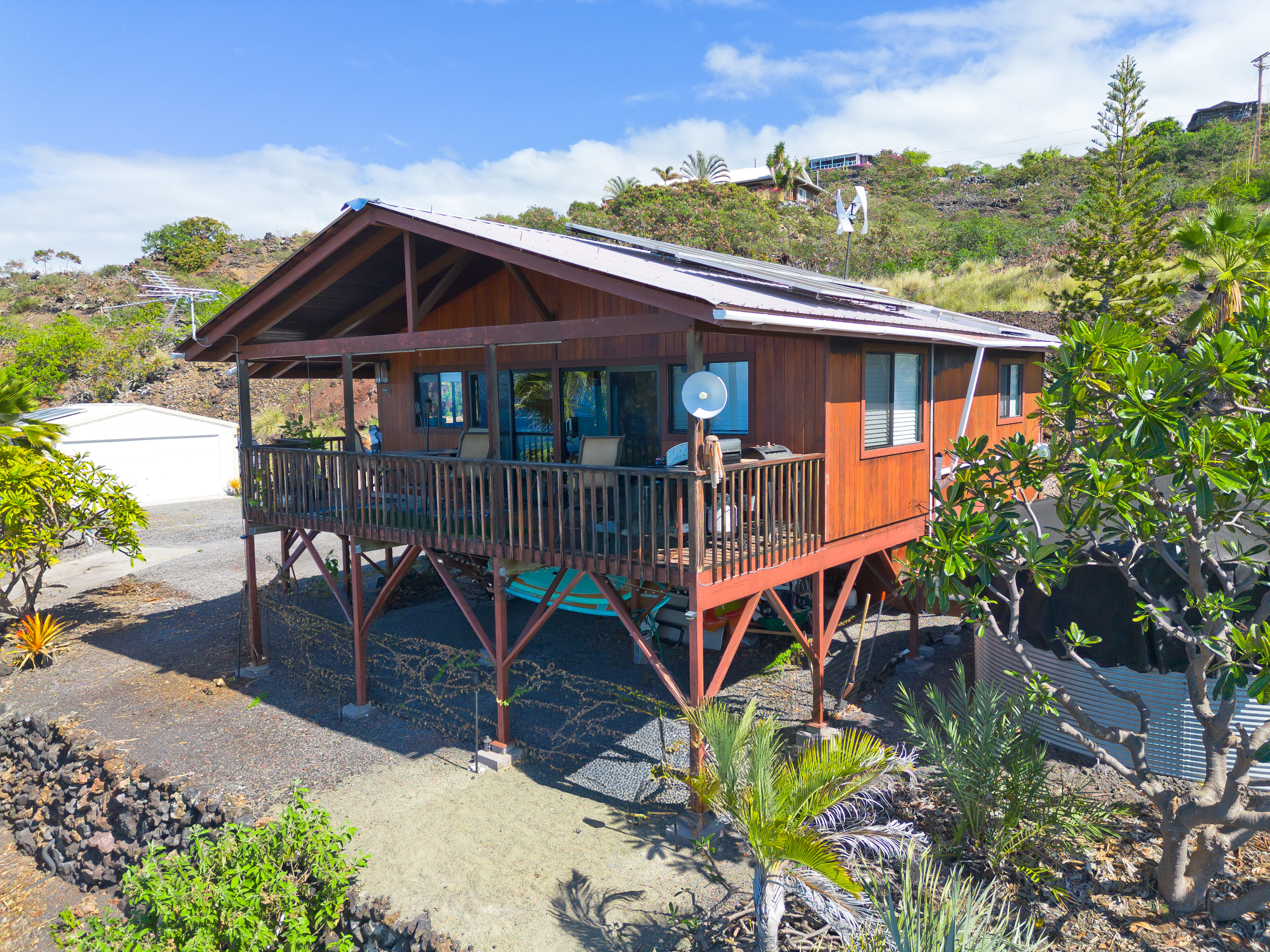 Welcome to your modern/off-grid Beach House!