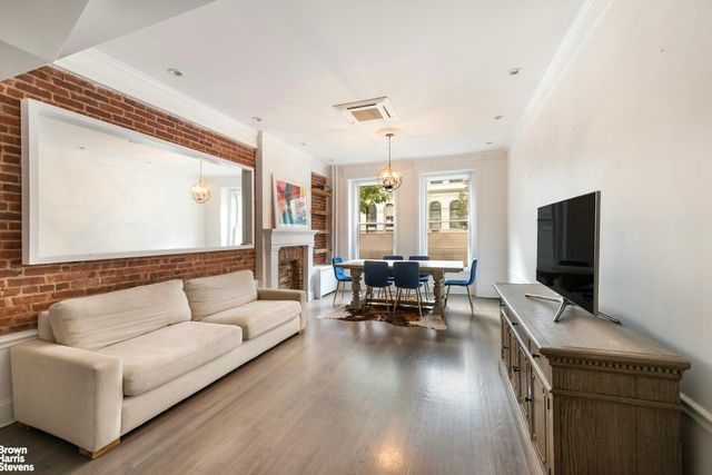 $1,895,000 | 153 West 80th Street, Unit 2D1D | Upper West Side