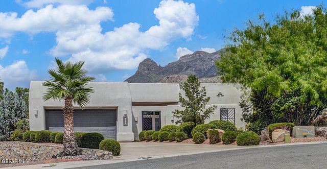 $588,000 | 5601 Burning Tree Drive | Upper Mesa Hills