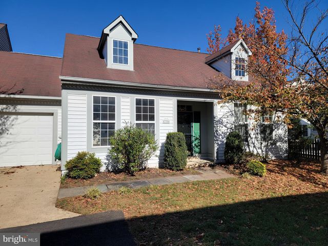 $569,000 | 43304 Crape Myrtle Terrace | Ashburn Farm