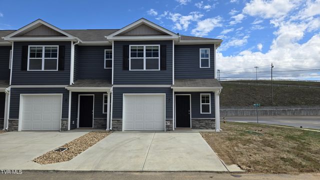 $246,865 | 110 Raceday Center Drive, Unit C5 | Bristol