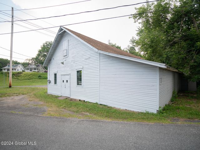 $160,000 | 43 East Hill Road | Schodack