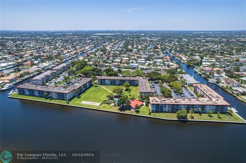 Experience waterfront living in this Two bedroom / 2 bath condo located in desirable Lighthouse Point