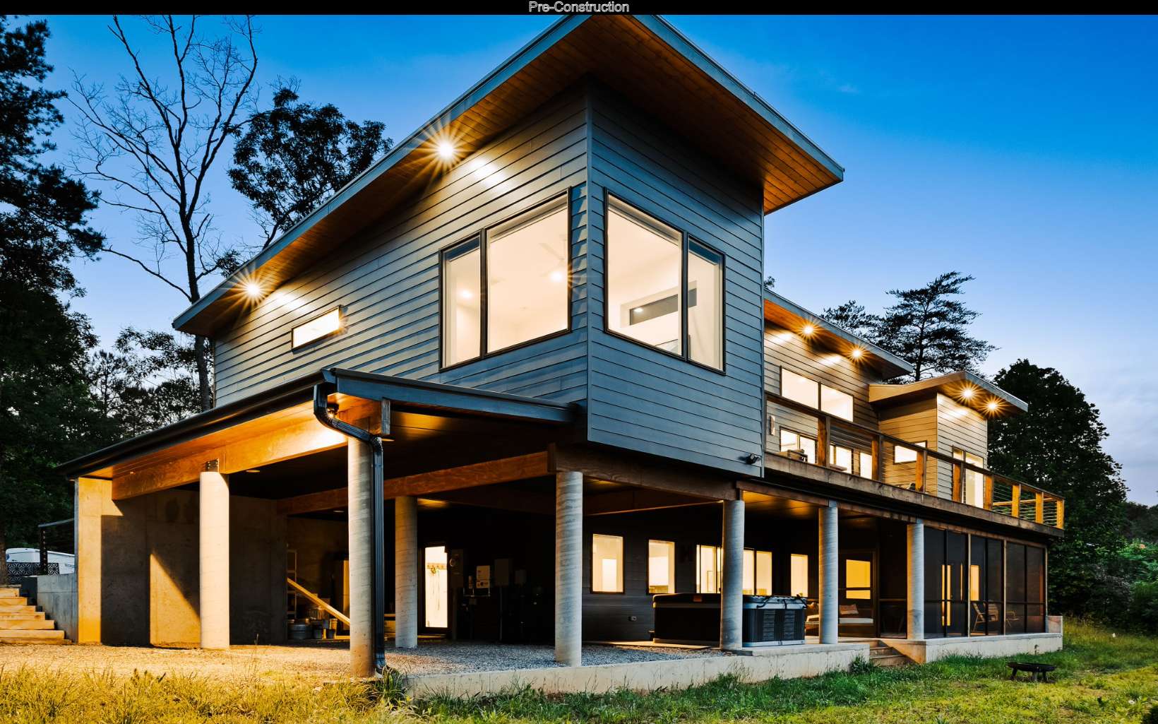 a view of a house with a yard balcony