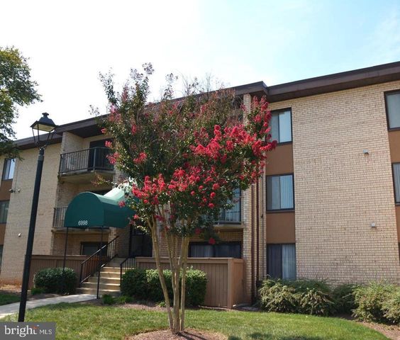 $230,000 | 6964 Hanover Parkway | Hunting Ridge Condominiums