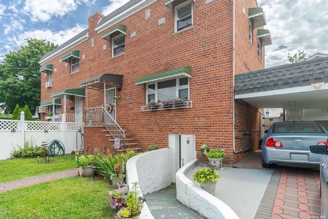 $1,350,000 | 2866 Dewey Avenue | Throgs Neck