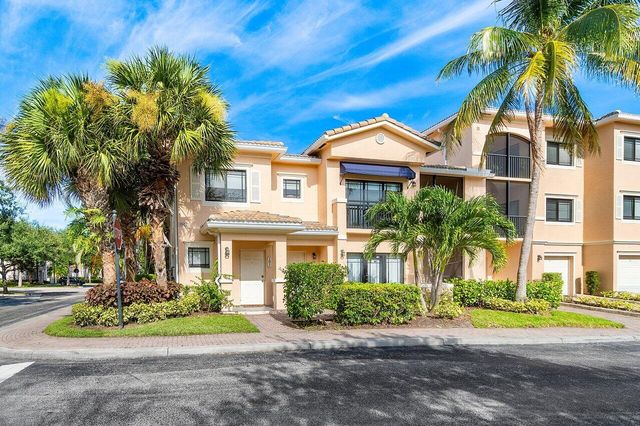 $399,000 | 2809 Amalei Drive, Unit 101 | Palm Beach Gardens