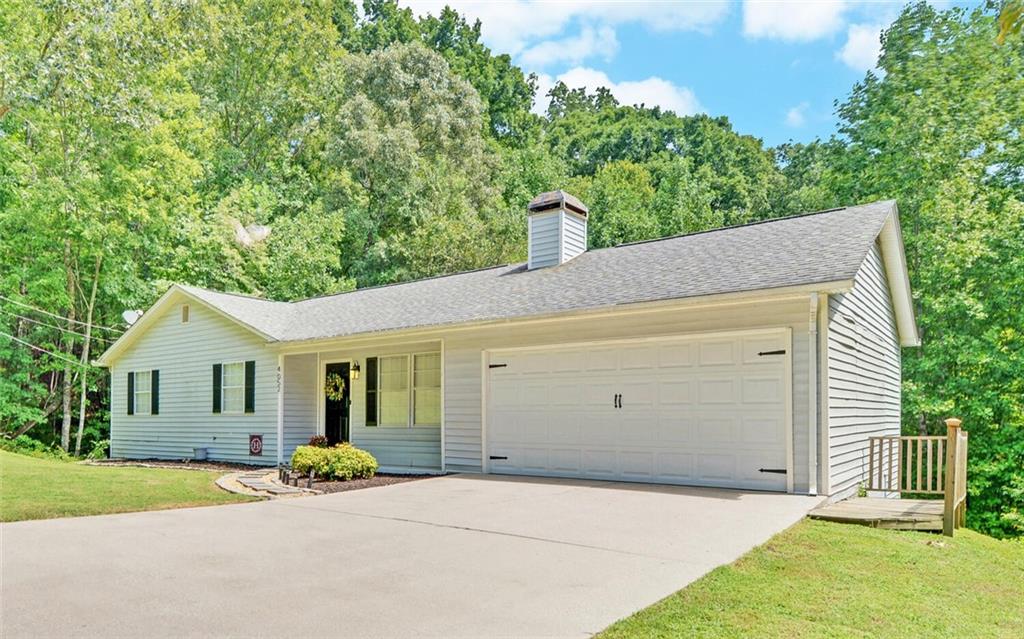 a view of a house with a outdoor space