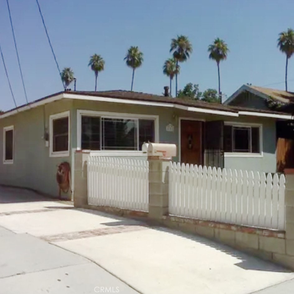 Front house and driveway