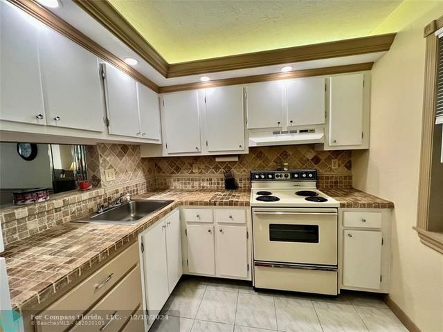 $110,000 | 3001 Northwest 48th Avenue, Unit 240 | Lauderdale Lakes West Gate