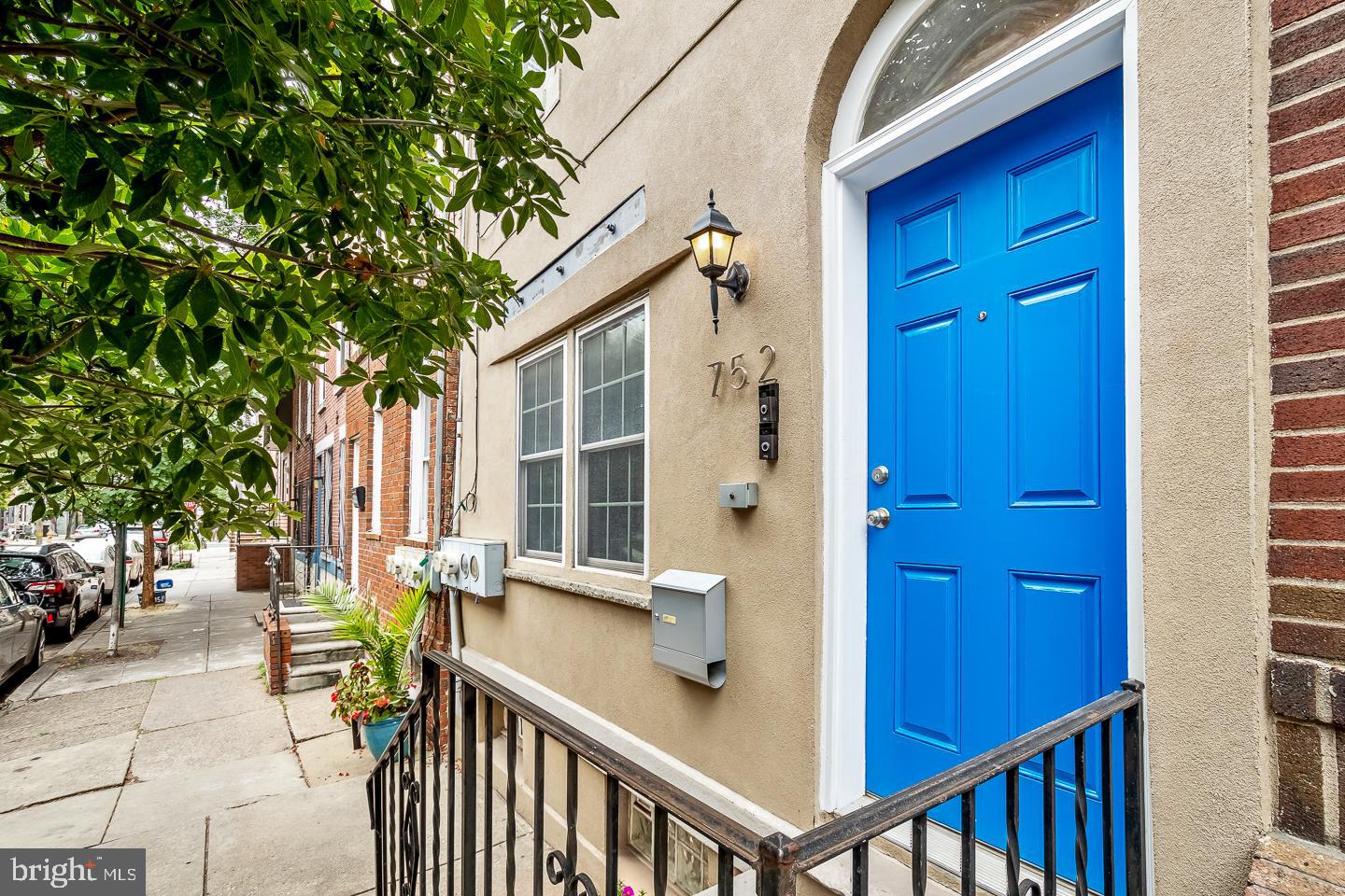 752 South 19th Street, Unit 1, Philadelphia, PA 19146 | Compass