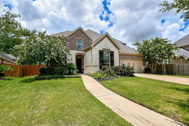 $778,900 | 5906 Emmit Creek Lane | Riverstone