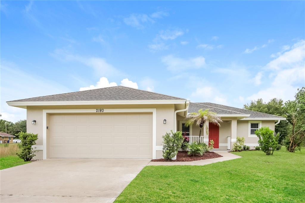 front view of house with a yard