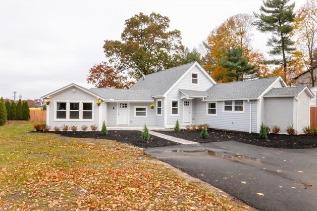 $625,000 | 2365 Central Street | West Stoughton