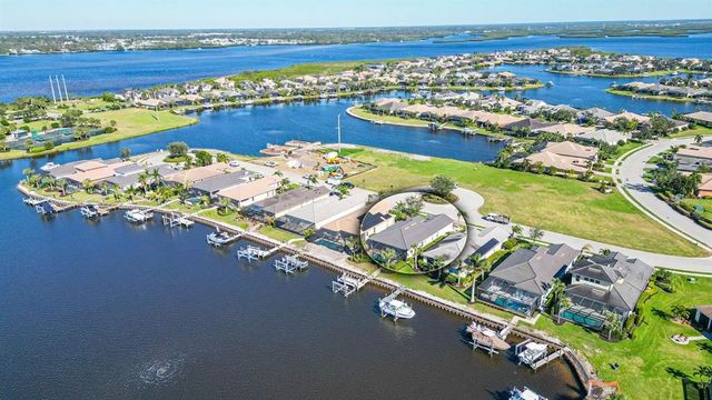 $937,900 | 1014 Overlook Court | Tidewater Preserve