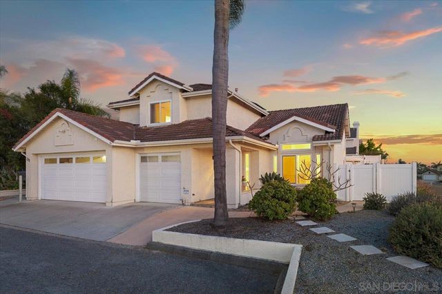 $1,025,000 | 1321 Clear Crest Circle | Vista