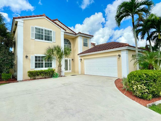 $4,700 | 10579 Pebble Cove Lane | Lakes at Boca Raton