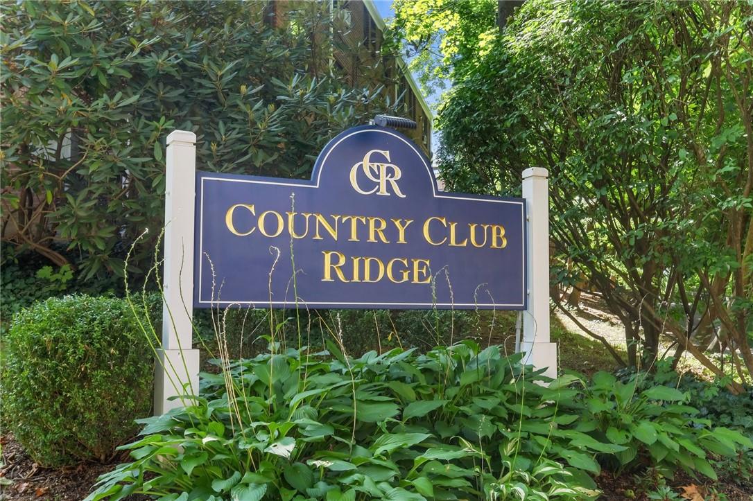 Welcome to Country Club Ridge.