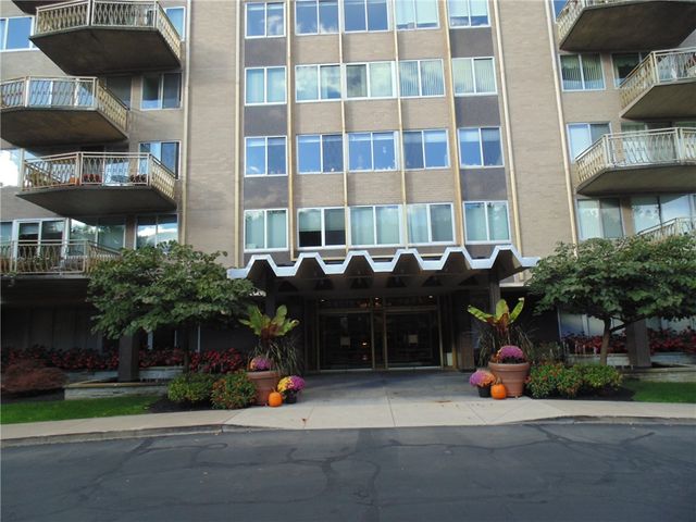 $161,500 | 1400 East Avenue, Unit 316317 | Southeast Rochester