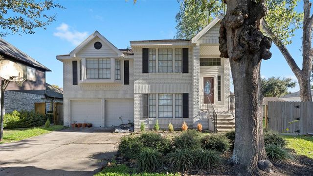 $339,000 | 1301 James Street | Pearland