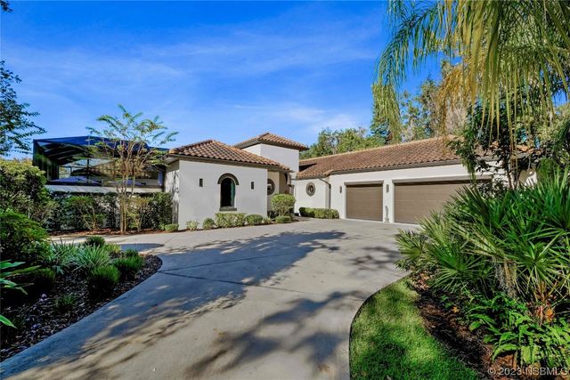 $1,750,000 | 2151 Waterford Estates Drive | Glencoe