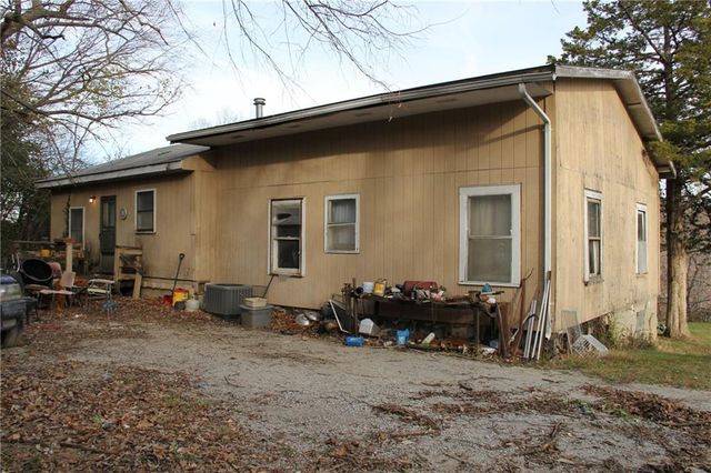 $120,000 | 508 South Commercial Avenue | Smithville