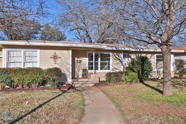 $229,900 | 4042 Benbrook Street | Elmwood Area