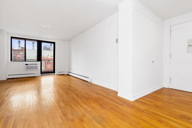 $2,578 | 394 East 8th Street, Unit 2F | East Village