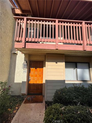 $3,750 | 21551 Burbank Boulevard, Unit 102 | Woodland Hills