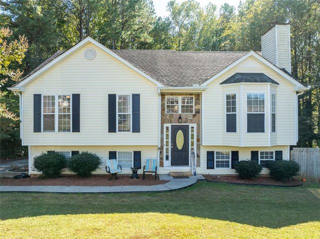 $419,000 | 304 Ridge Hill Circle | Holly Springs