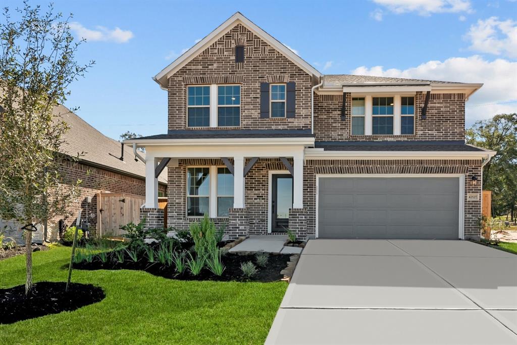 Welcome to The Brinwood by David Weekley Homes. Move-In-Ready Now!!