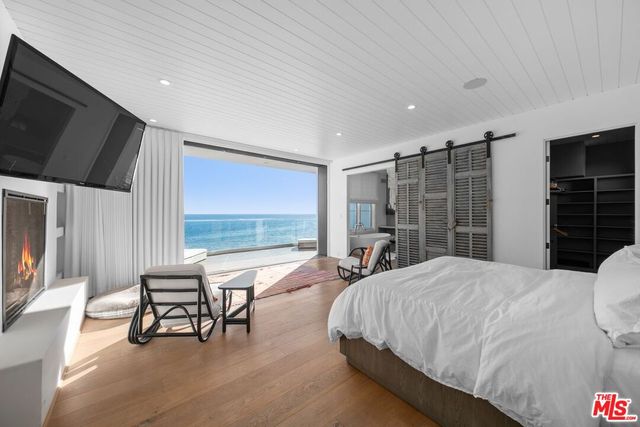 $20,995,000 | 27212 Escondido Beach Road | Malibu Beach