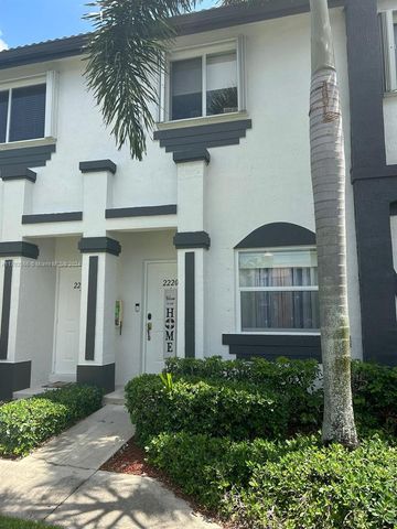 $330,000 | 2220 Southeast 26th Lane, Unit 2220 | Homestead