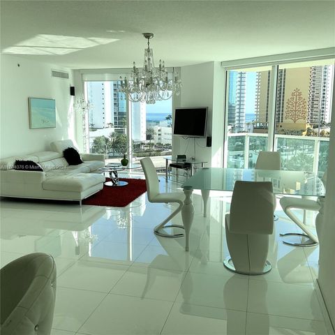 $895,000 | 200 Sunny Isles Boulevard, Unit 2806 | Parque Towers