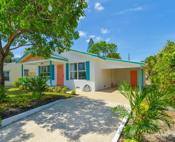 $535,000 | 211 North F Street | Tropical Ridge