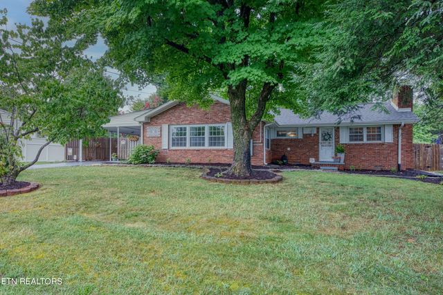 $299,999 | 4604 Tanglewood Road | Knoxville