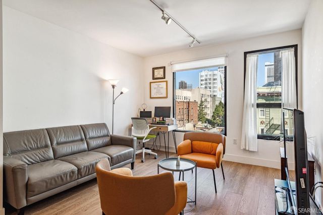 $390,000 | 719 Larkin Street, Unit 401 | Tenderloin