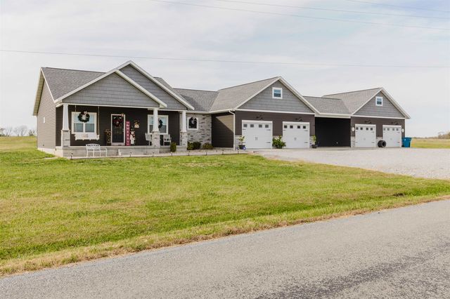 $425,000 | 10301 Plumville Road | East Marion