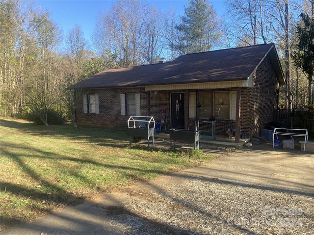 $250,000 | 489 Deacon Drive | Higgins Township - McDowell County