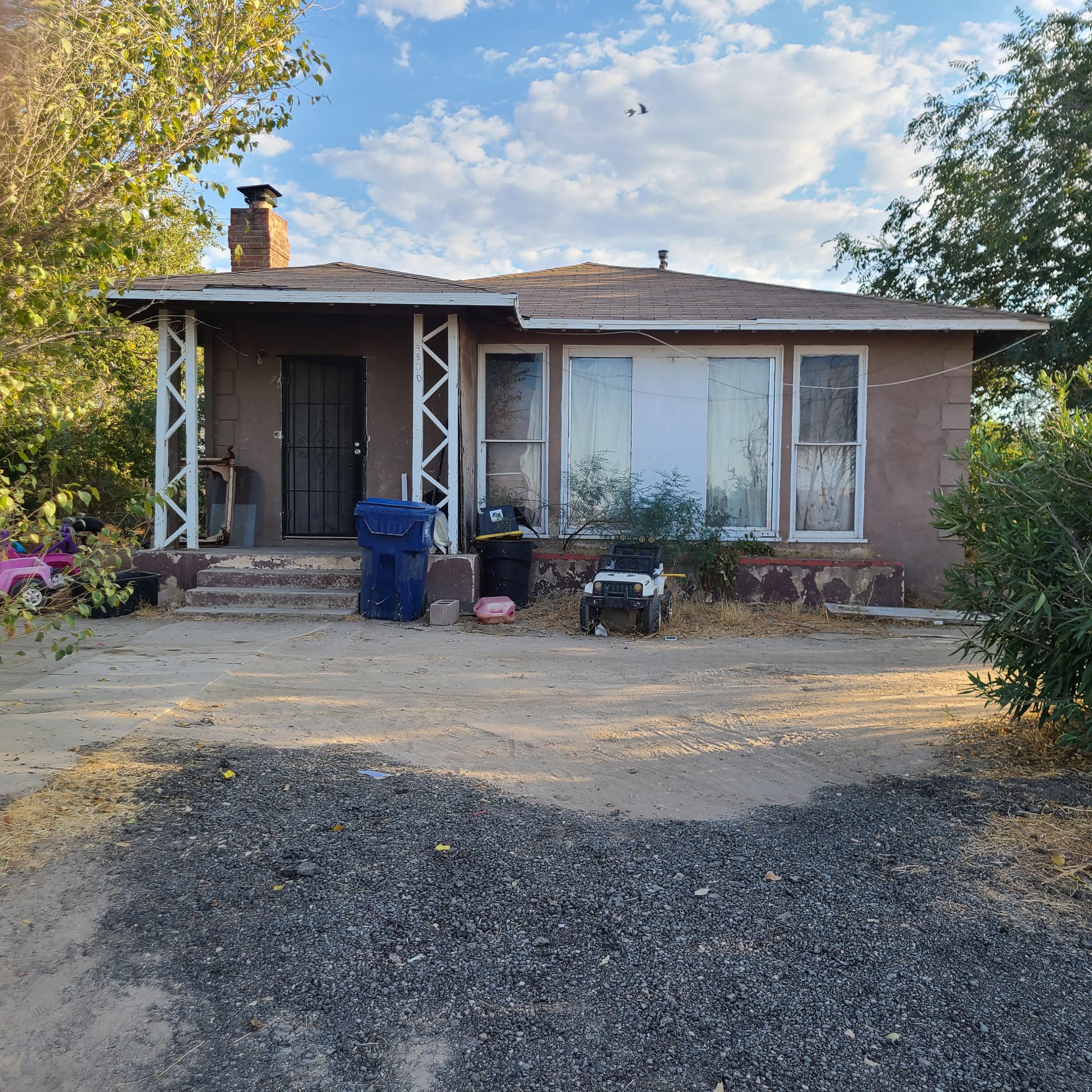 9806 E Avenue Q2 Photo of Front Home